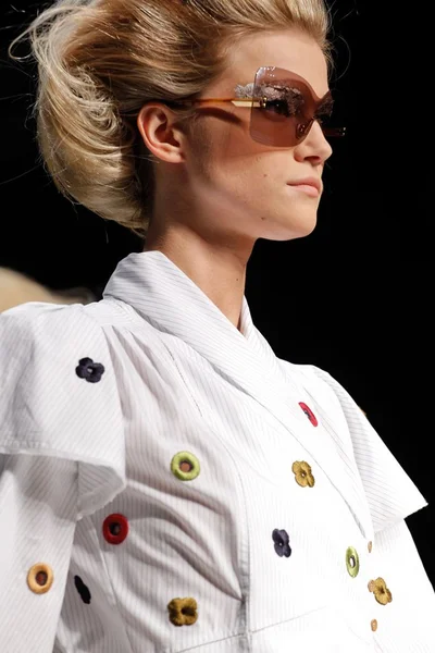 Look 44